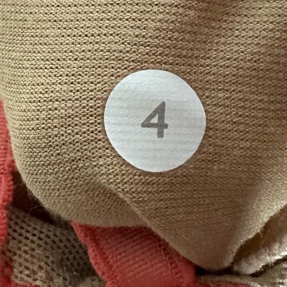 Lululemon Yogi Dance Tank Top Size 4 Padded Salmon Pink - Picture 5 of 5